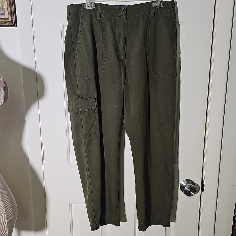 Talbots Supersoft Womens Olive Cargo Pants.sz 12‎
